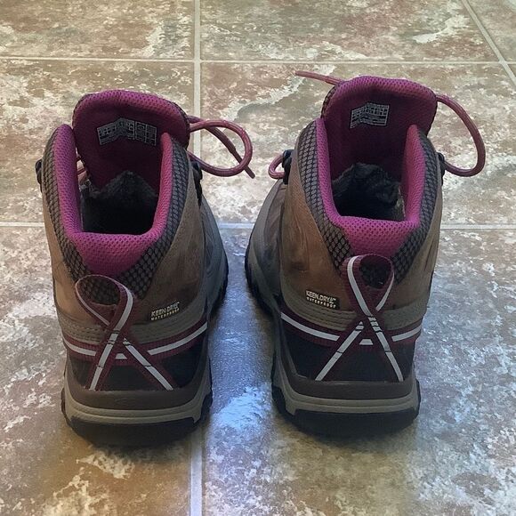 Keen women’s Targhee 3 Mid height waterproof hiking boot size 6 - Picture 12 of 16